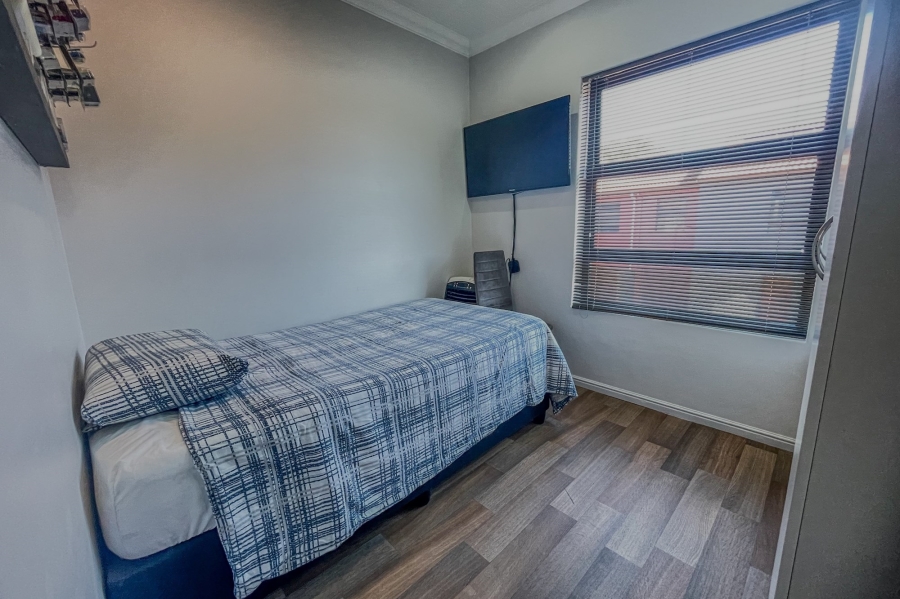 2 Bedroom Property for Sale in Hagley Western Cape